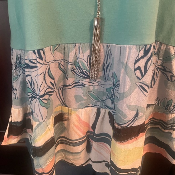 Lori Goldstein Cotton Modal Tank w/ Woven Contrast Bottom - Picture 2 of 7